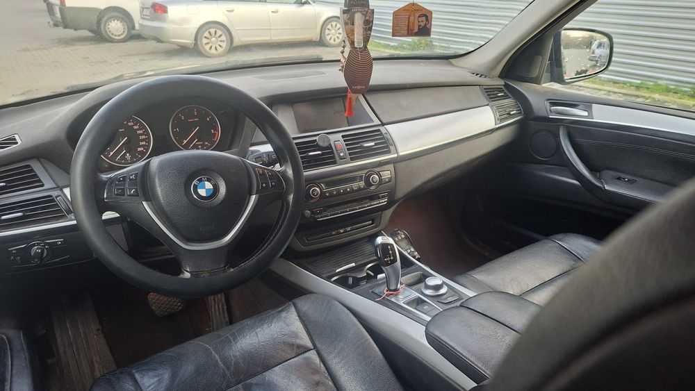 BMW X5// MOTOR 3.0 //M57// 235CP  4x4/ML TOUAREG  AUDI/