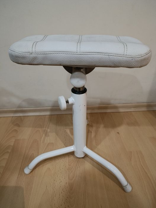 Стойка за педикюр