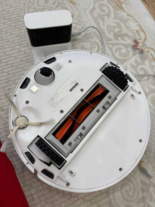 продам робот пылесос