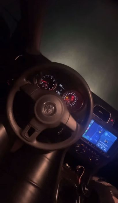 VOLKSWAGEN Golf 2010 — imagine 3