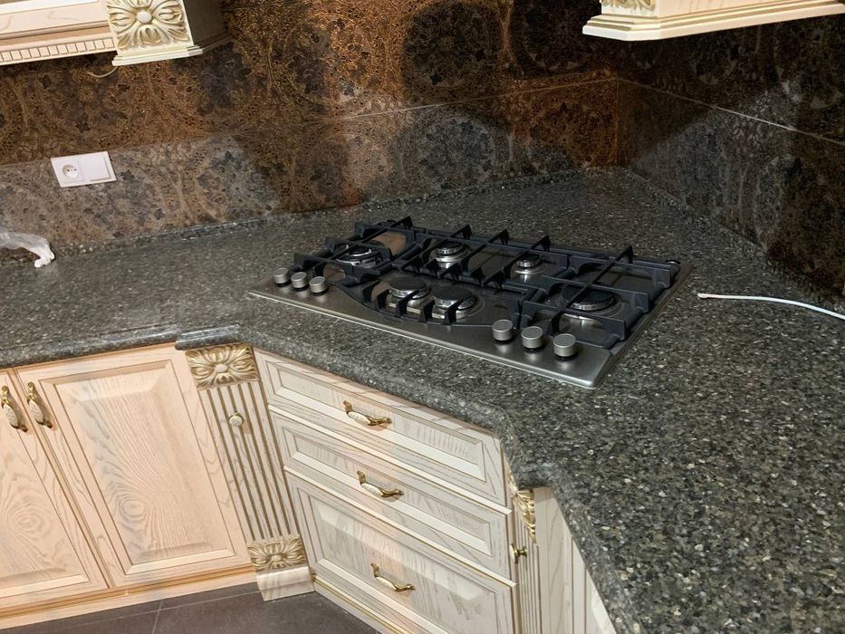 Изготовление столешниц, баров, из искусственного камня акрила и кварца