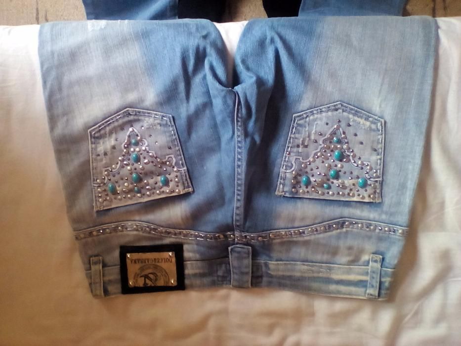 Намалени дамски дънки