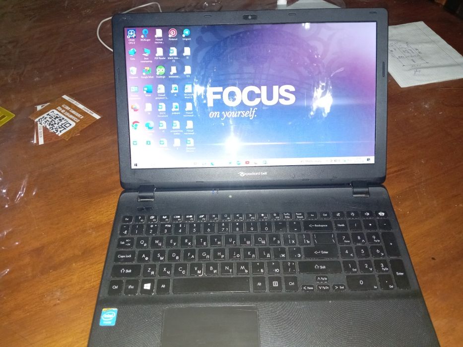 Продам ноутбук рабочий состояние