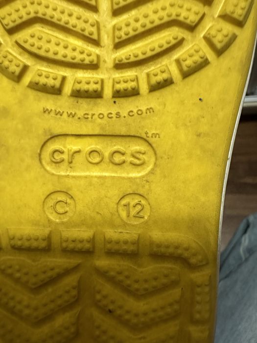 Детские ботинки