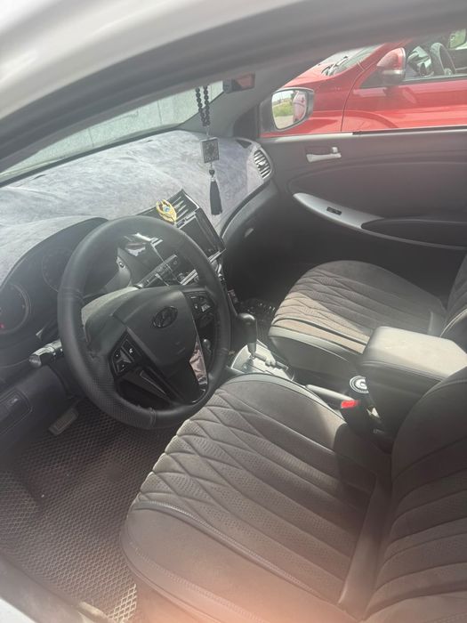 Продам Hyundai Accent