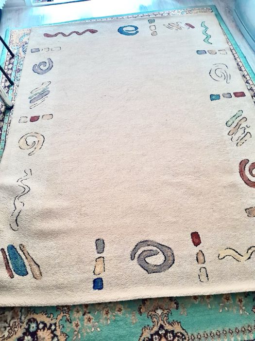 Продам ковёр в хорошем состоянии