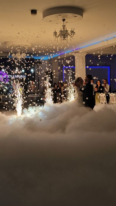 Fum greu / artificii / baloane cu fum / cabina foto / nunta / botez