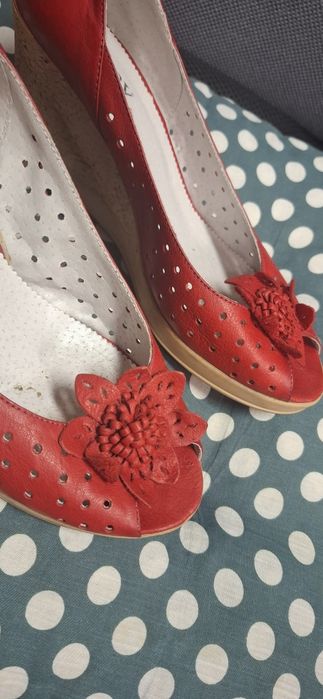 Sandale piele rosie