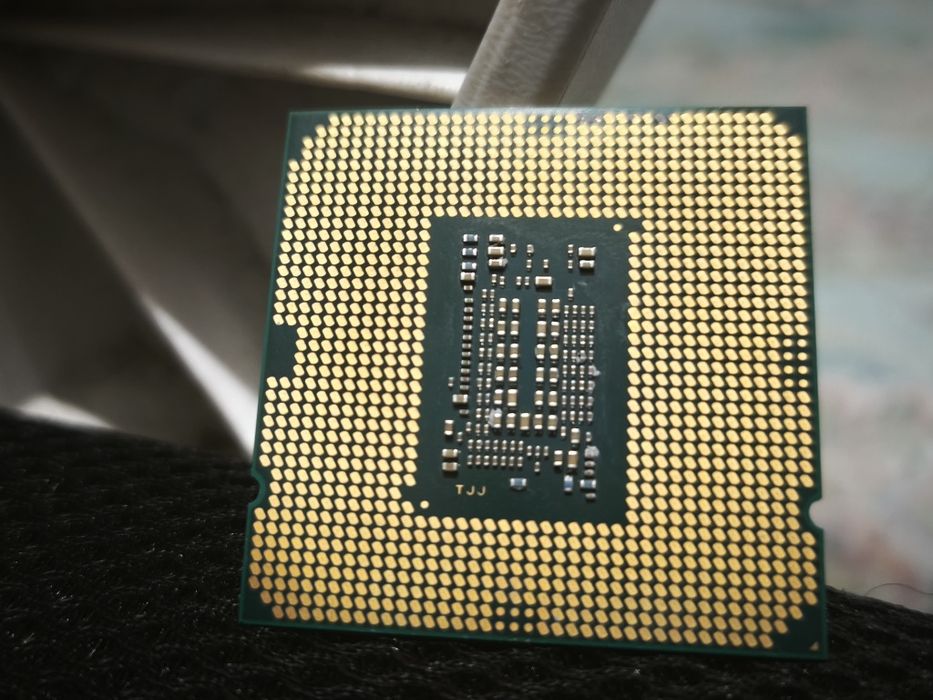 продам i5 10400f