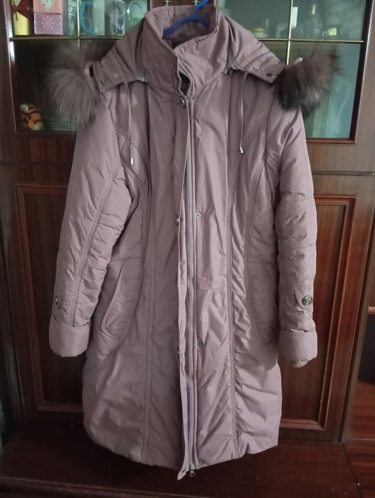 Продам пуховик женский