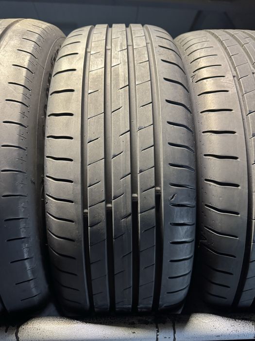 Anvelope 215/55/17 Falken