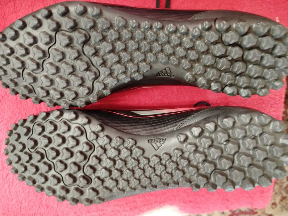 Обувки за футбол Adidas F50