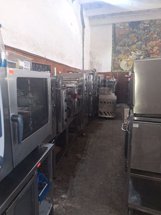 Хладилник професионален подплотов FOSTER