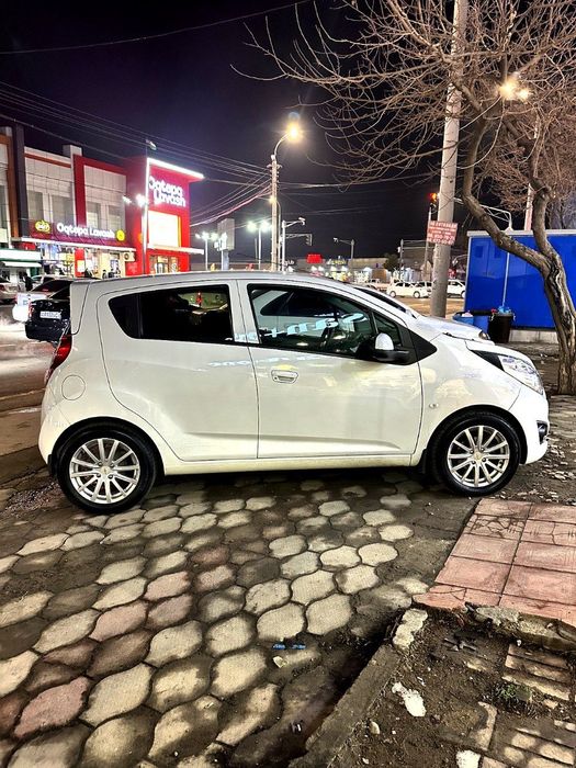 Срочно продайотся спарк 2021 год