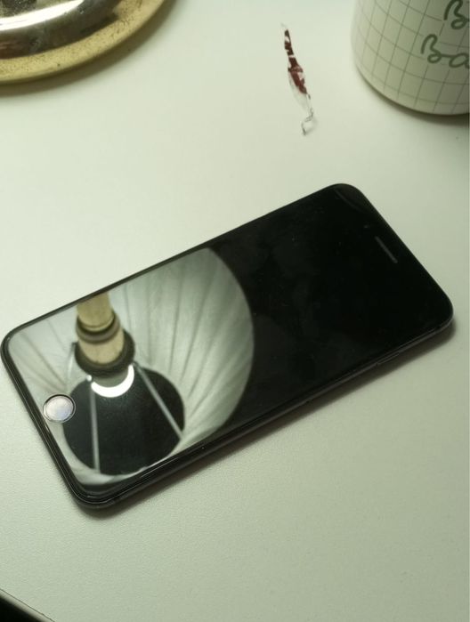 Продам айфон 8+ 64гб