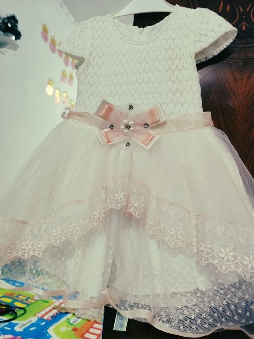 Платье для девочки, белое