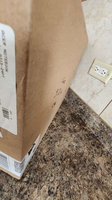 Acer Aspire 3 16 gb Тъч ,AMD Ryzen 5 7520U 16GB RAM 512GB SSD W11