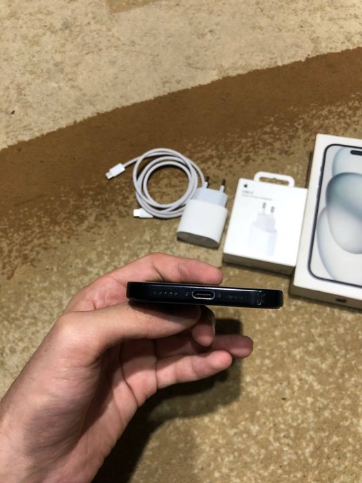 Iphone 15 не вскрввлься все оригинал стоит