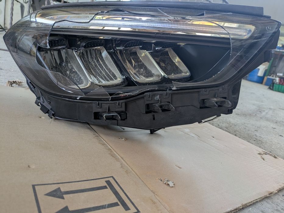 Far dreapta Mercedes GLA W247 Facelift, Led High Performance
