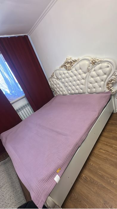 Срочно продам спальный гарнитур!