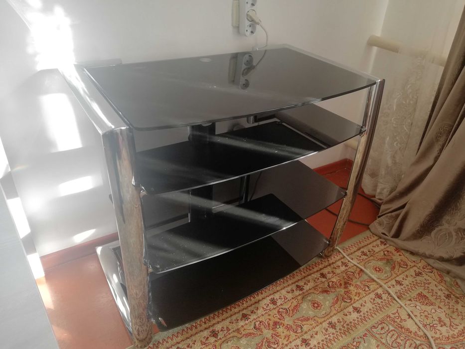 Подставка под телевизор