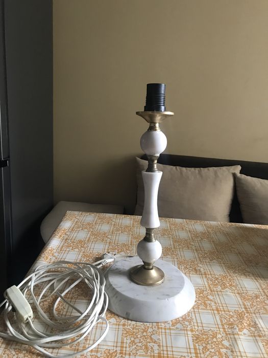 Лампион / настолна нощна лампа/