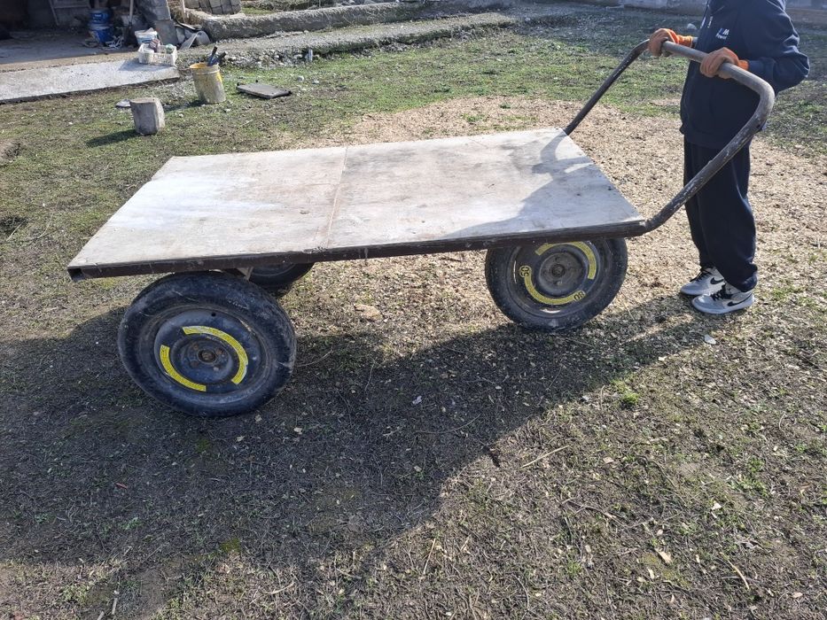 Тачка үш дөңгелек арба