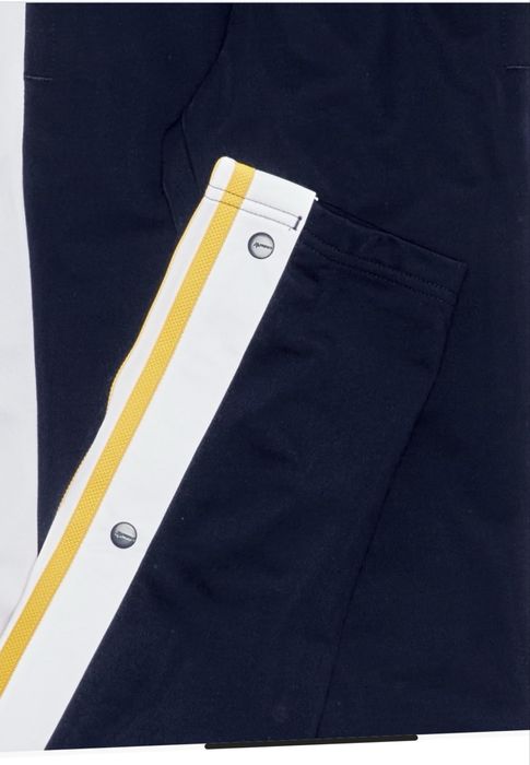 Чисто нова долница adidas