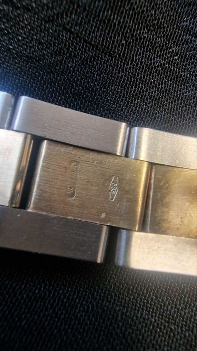 Луксозен Longines Quartz – Масивно Злато и Стомана (14K/585)