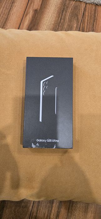 Samsung  Galaxy S25 Ultra  NOU