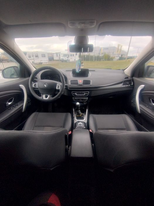 Vând Renault Megane /2011/Break/Xenon/ km reali