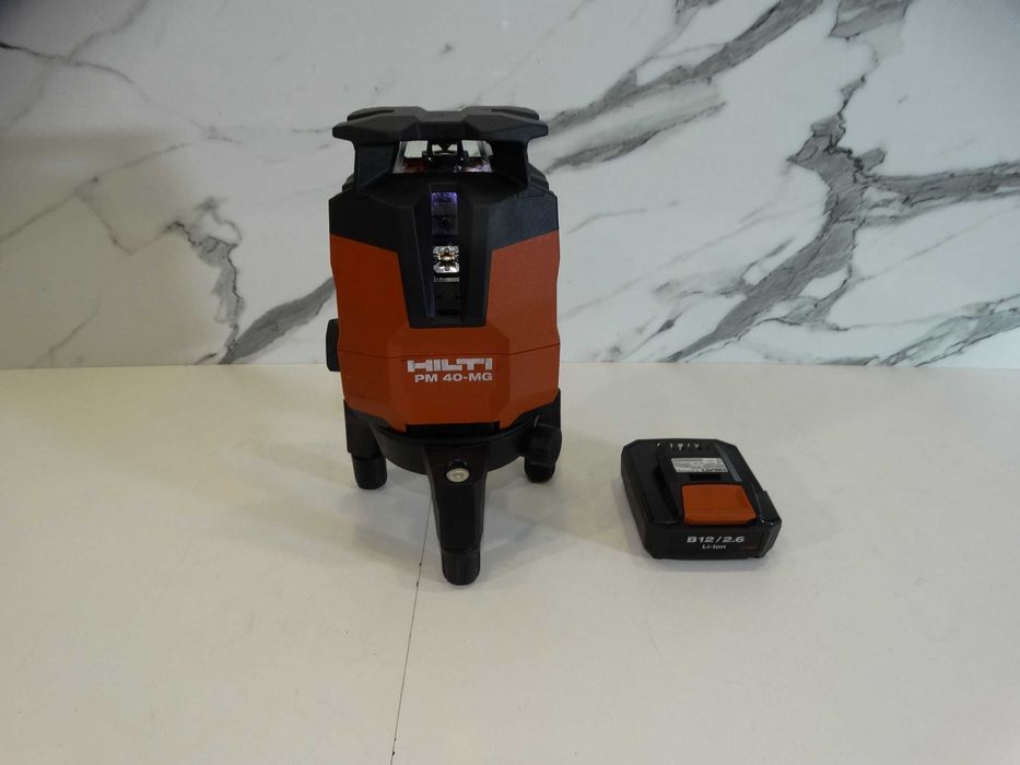 Hilti PM 40 MG - Мултилинеен лазер с зелен лъч