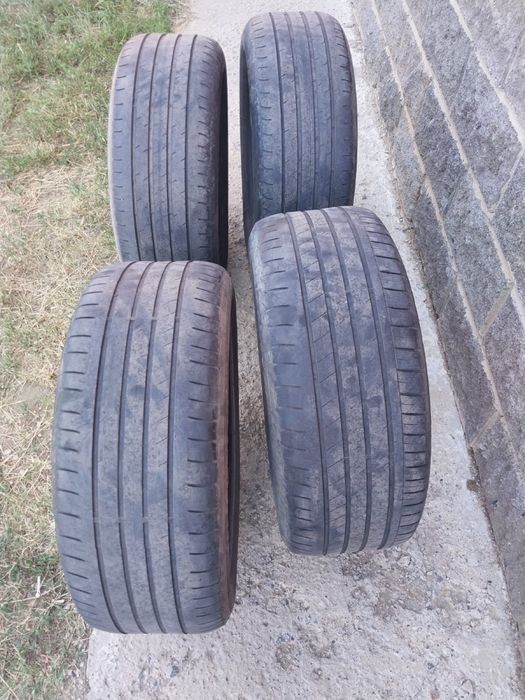 Шины лето в отличном состояний. Либо обмен 225/50/17-215/55/17
