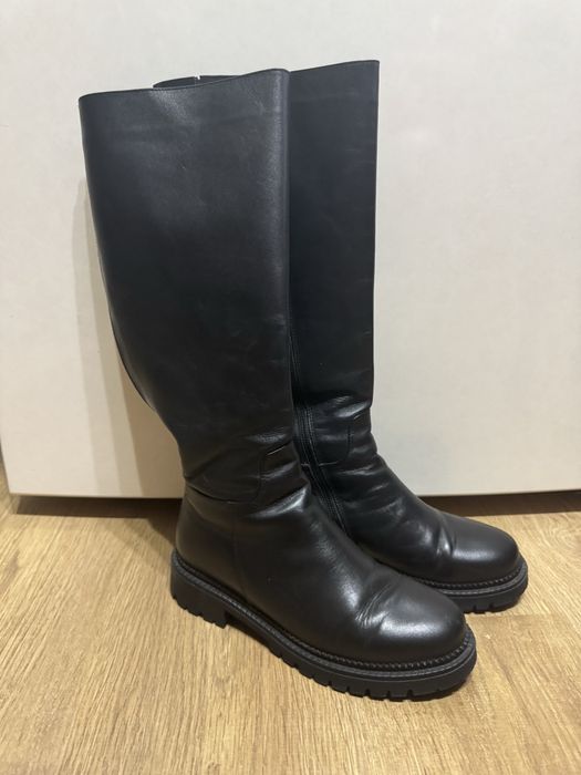 Зимние кожанные сапоги