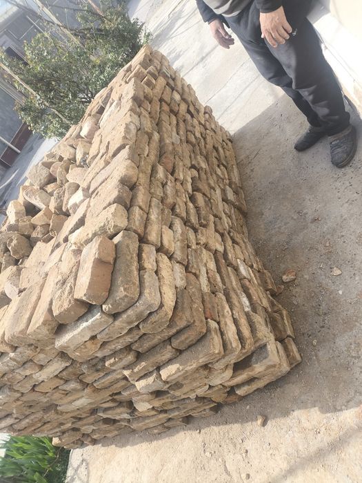 Кирпич. Гишт  1200 бутун гишт