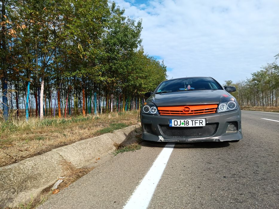 Vând Opel Astra h gtc