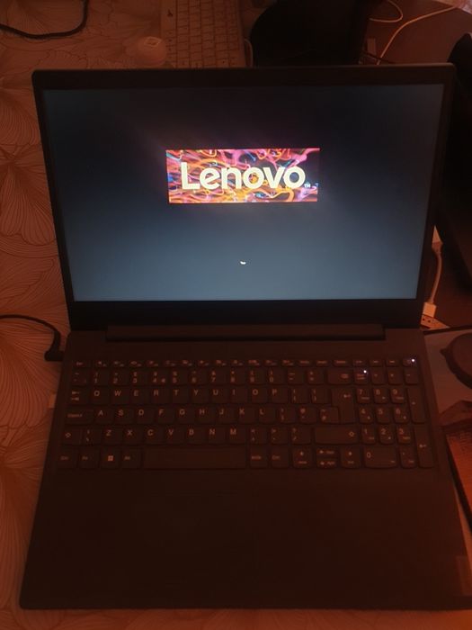 Lenovo ideapaad 3