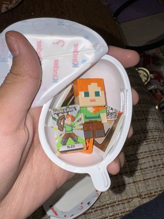 Киндер Майнкрафт, Kinder Joy Minecraft