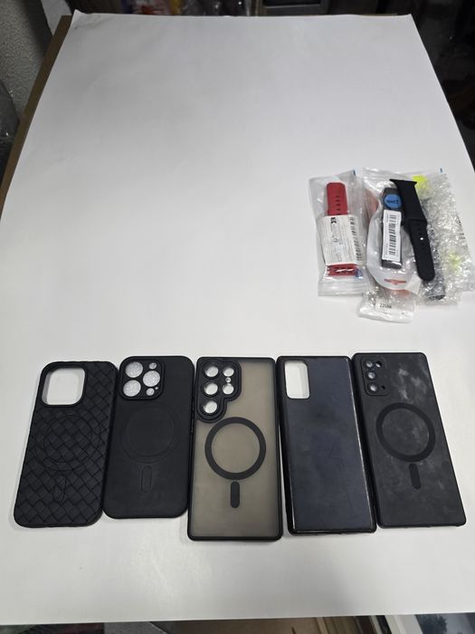 Каишка , каишки  за часовник. Кейс , калъф , протектор за телефон