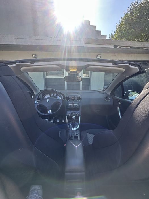 Peugeot 308 CC 2013