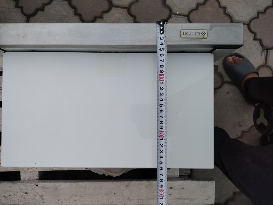 Продам вытяжку на кухню