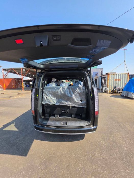 Hyundai Staria Hybrid 2026