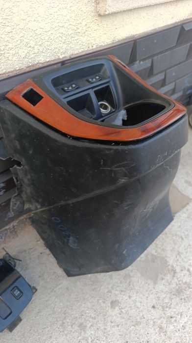 Консоль Лексус рх300