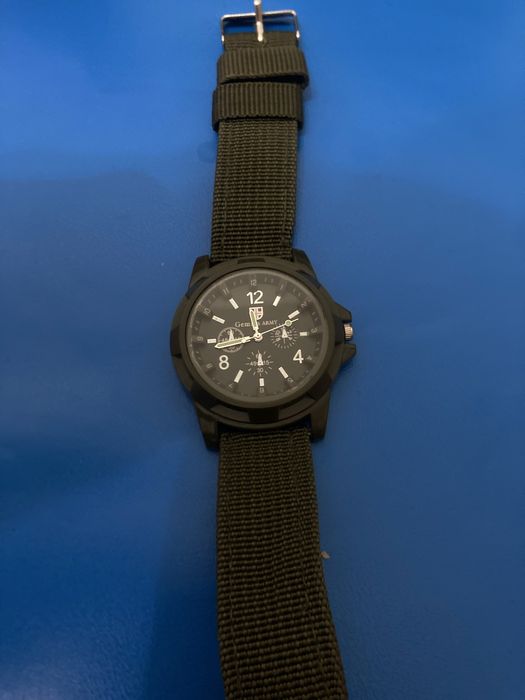 Мужские часы 2 за 4