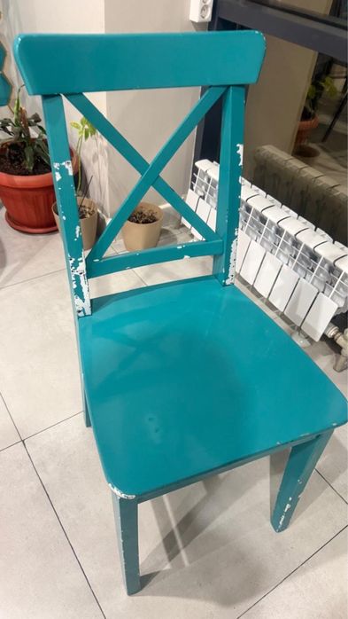 Стол и стулья б/у