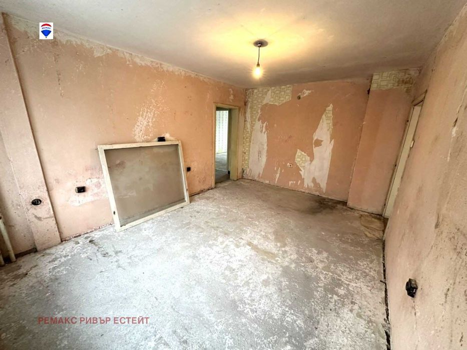 Продава се Тристаен апартамент в Русе, Здравец Изток - 82 кв.м за 622 €/кв.м - Снимка #5