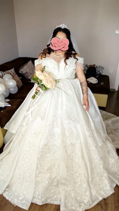 Булченска рокля лично предаване