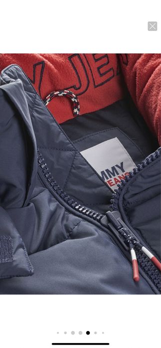 Tommy Jeans geaca cu umplutura de puf și glugă