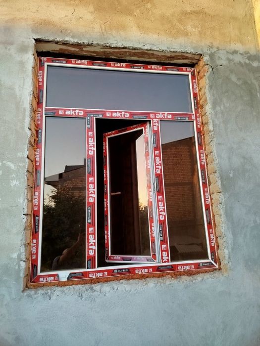 Akfa eshik va romlar