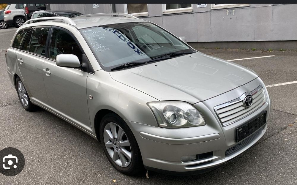 Toyota Avensis 2004  pentru piese